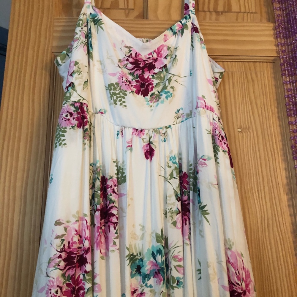 torrid Floral Sundress Size 3 NWT